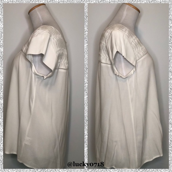 Joie White Annis Pintuck Back Keyhole Top Sz S - Picture 6 of 8